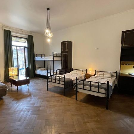 Guest House Third Floor Tbiliszi Kültér fotó